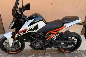 “KTM Duke 125 2018”