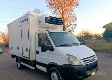iveco Daily 65C60 cella frigo libero di licenza 