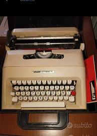 MACCHINA DA SCRIVERE OLIVETTI 