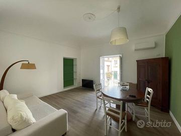 Bilocale ristrutturato ed arredato Cala-Vittorio E