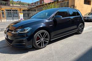 Volkswagen Golf GTD Golf GTD DSG Bluemotion