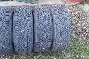 Gomme 205/55 R16  4 stagioni 