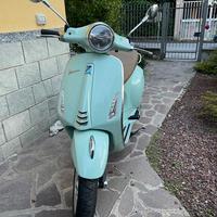 Vespa primavera 125