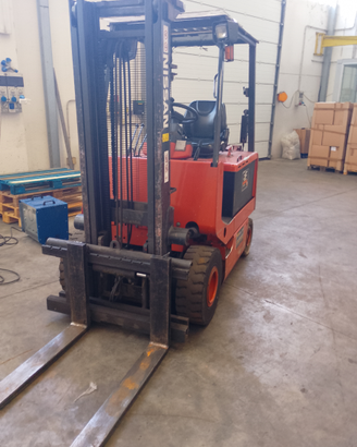 Muletto Nissan 35 quintali