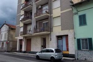 Immobile in asta di 79 m² con 3 locali e box auto 