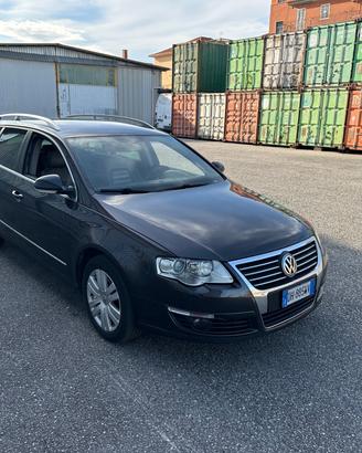 Volkswagen Passat 2.0 TDI DPF 4mot. Highline