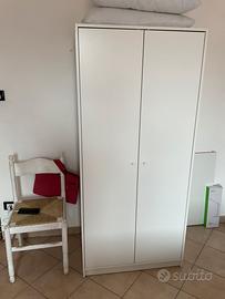 Armadio bianco due ante