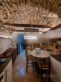 MONTEROTONDO TRILOCALe ARREDATO SU DUE LIVELLI