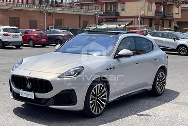 MASERATI Grecale V6 530 CV AWD Trofeo