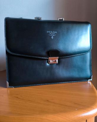Borsa Prada uomo in pelle nera