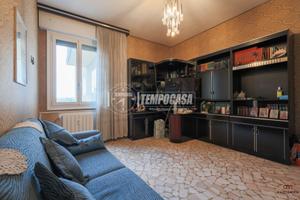 AMPIO QUADRILOCALE CON ASCENSORE