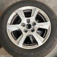 4 ruote complete con cerchi lega Audi