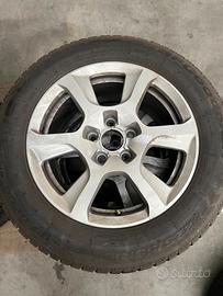 4 ruote complete con cerchi lega Audi