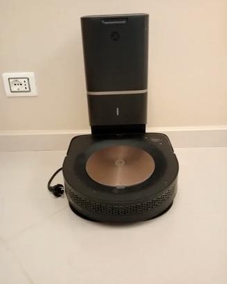 Robot Aspirapolvere roomba S9+ completo di stazion