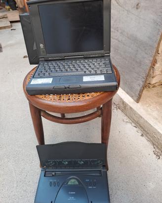 PC portatile+ mini stampante vintage