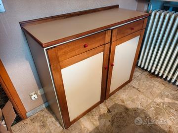 credenza e mobiletto cucina