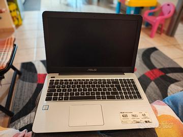 Asus X5556UA i5 7a generazione 