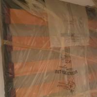 Rete/struttura metallica con foghe in legno