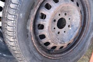 Cerchi e gomme fiat uno 50€ tutti