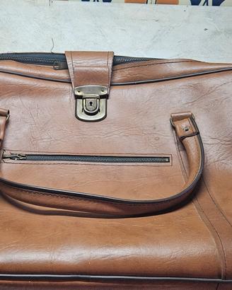 borsa cartella vintage in pelle.