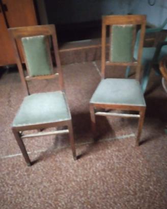 Coppia di sedie del primo 900