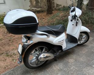 Scarabeo 50 2018 Vendita in Moto e scooter - Main Image