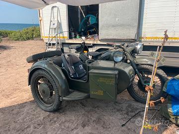 Sidecar ural 750  ricambi e intero