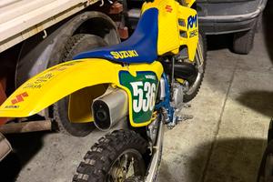 suzuki rm 250 2t
