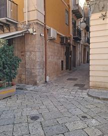 Magazzino - 18 mq nel Centro Storico di Ge