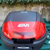 Bauletto givi 30L con piastra 