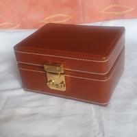 scatola pelle portagioie