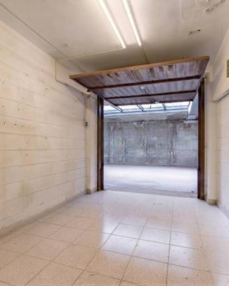 Box / Garage di 16 m² a Buccinasco