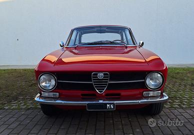 Alfa Romeo GT 1300 Junior Giulia