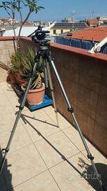 trepiede per macchine  fotografiche e cinepresa