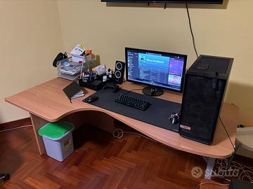 Scrivania Moretti Compact