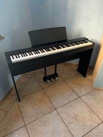 Digital Piano Yamaha P-225 - con supporto e pedali