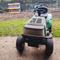 trattorino tagliaerba