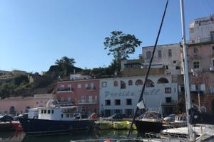 Posto barca Max 10 metri al porto di Procida 50
