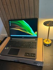 Notebook gaming Acer Aspire 7 pari al nuovo