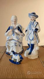 Statuette in porcellana stile vittoriano 