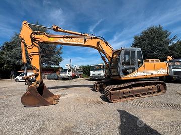 Escavatore 21 ton. CASE 9021