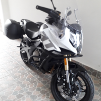 Moto CF650MT