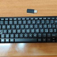 tastiera Logitech k220 + mouse wireless 