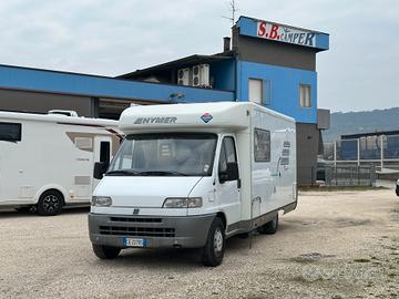 Camper Semintegrale Hymer Tramp letto francese 7 m