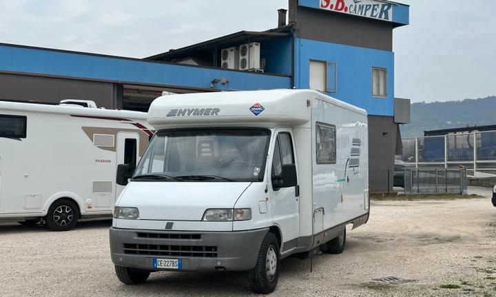 Camper Semintegrale Hymer Tramp letto francese 7 m