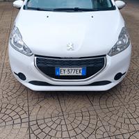 peugeot 208 1.4 HD 