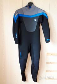 Muta wetsuit surf kitesurf