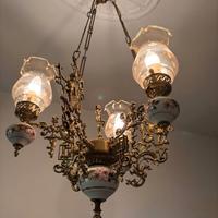 Lampadario vintage in stile classico