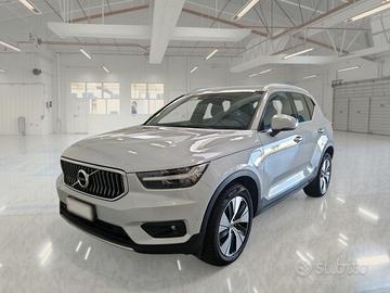 VOLVO XC40 T5 PLUG-IN HYBRID AUTO RECHARGE INSCRIP