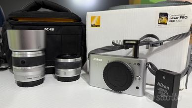 NIKON J1 mirrorless - obiettivo 10-30 e 30-110